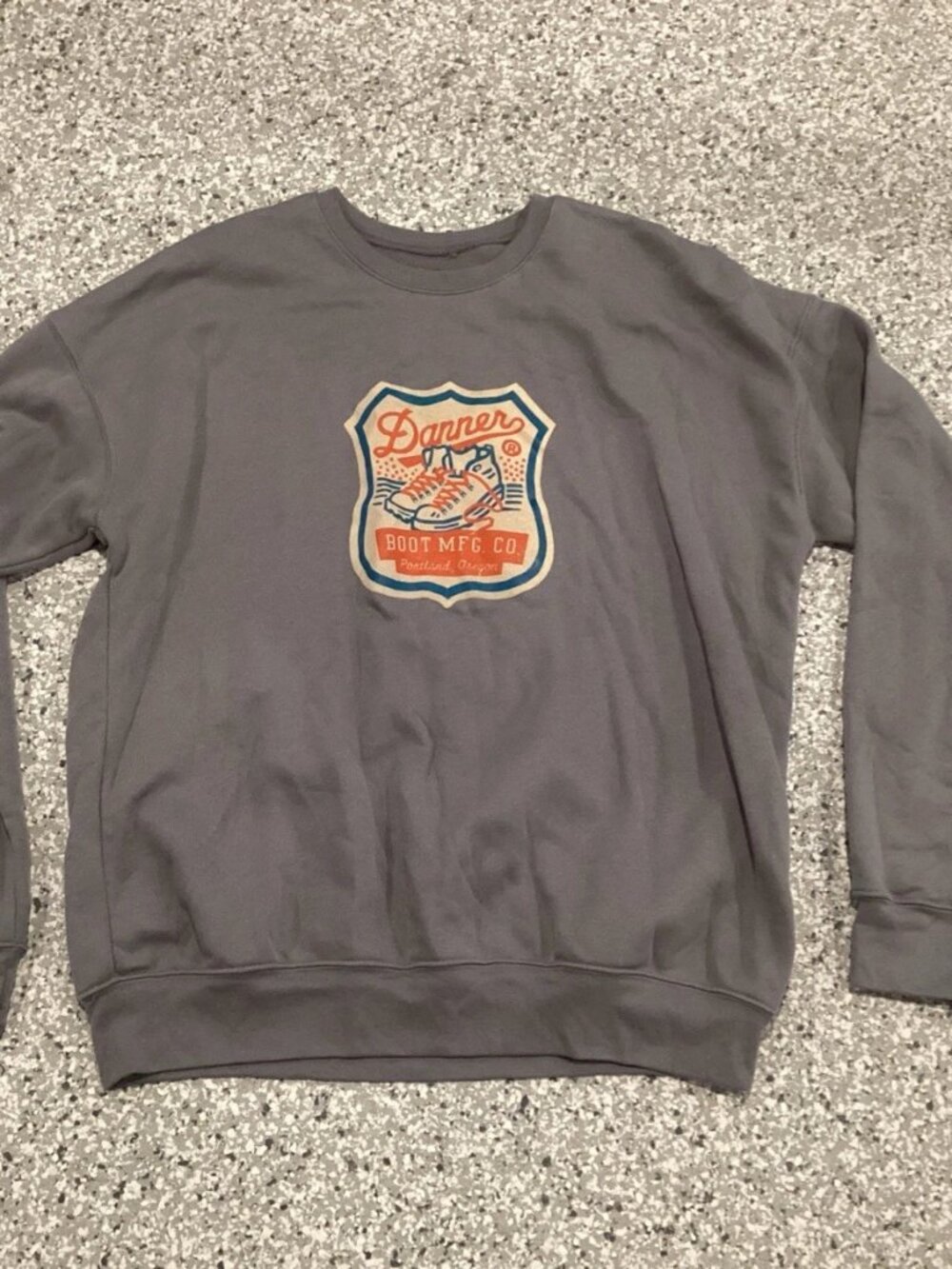 DANNER Sweatshirt Gray Pullover Graphic Print Tagless Fleece Outdoor Men’s Large